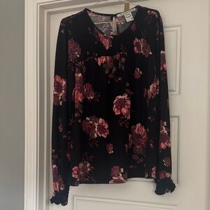 American Rag Black and Burgundy Floral Blouse - Size M - NWT